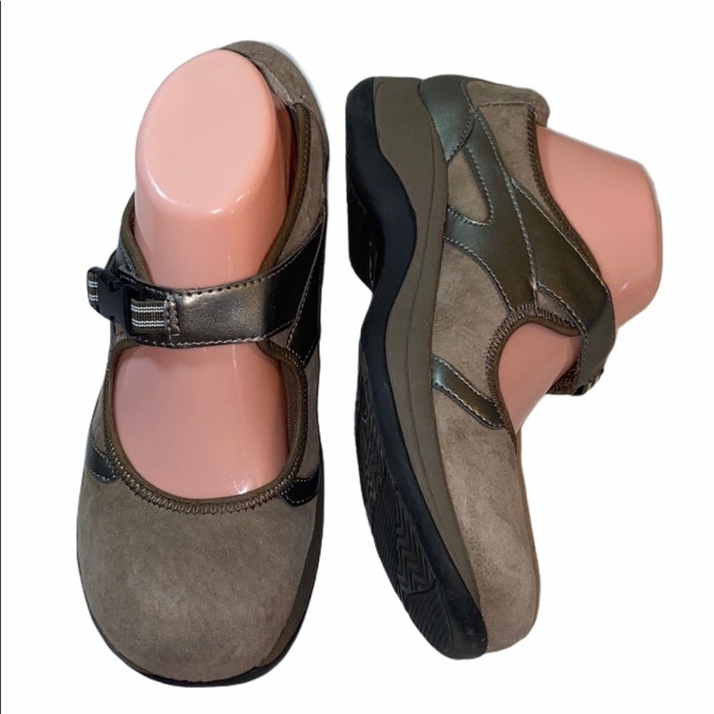 I ♥️ comfort Vikki shoe NWOT